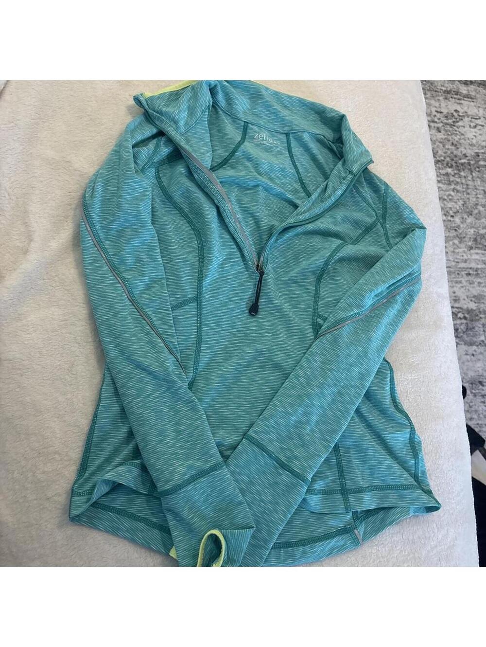 Zella Women's Blue and Green Sweatshirt